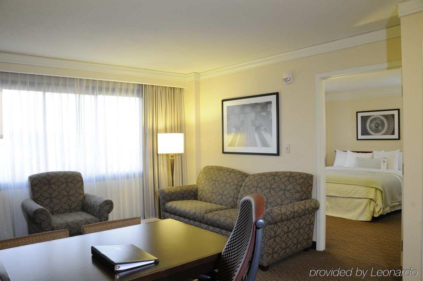 Hotel Embassy 4*