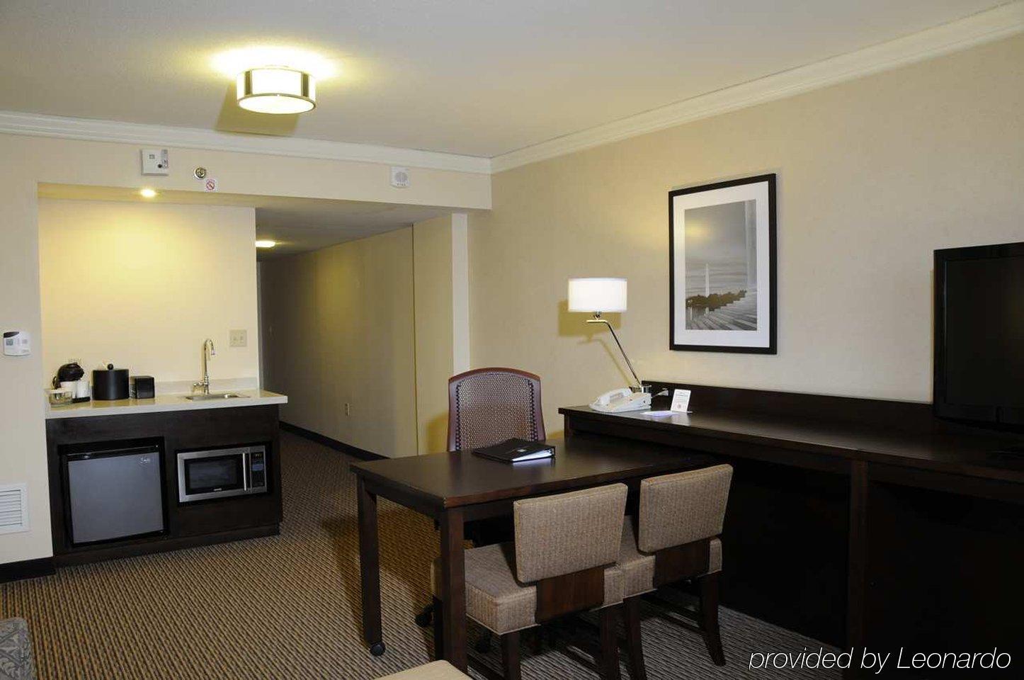 Embassy 4* Tysons Corner