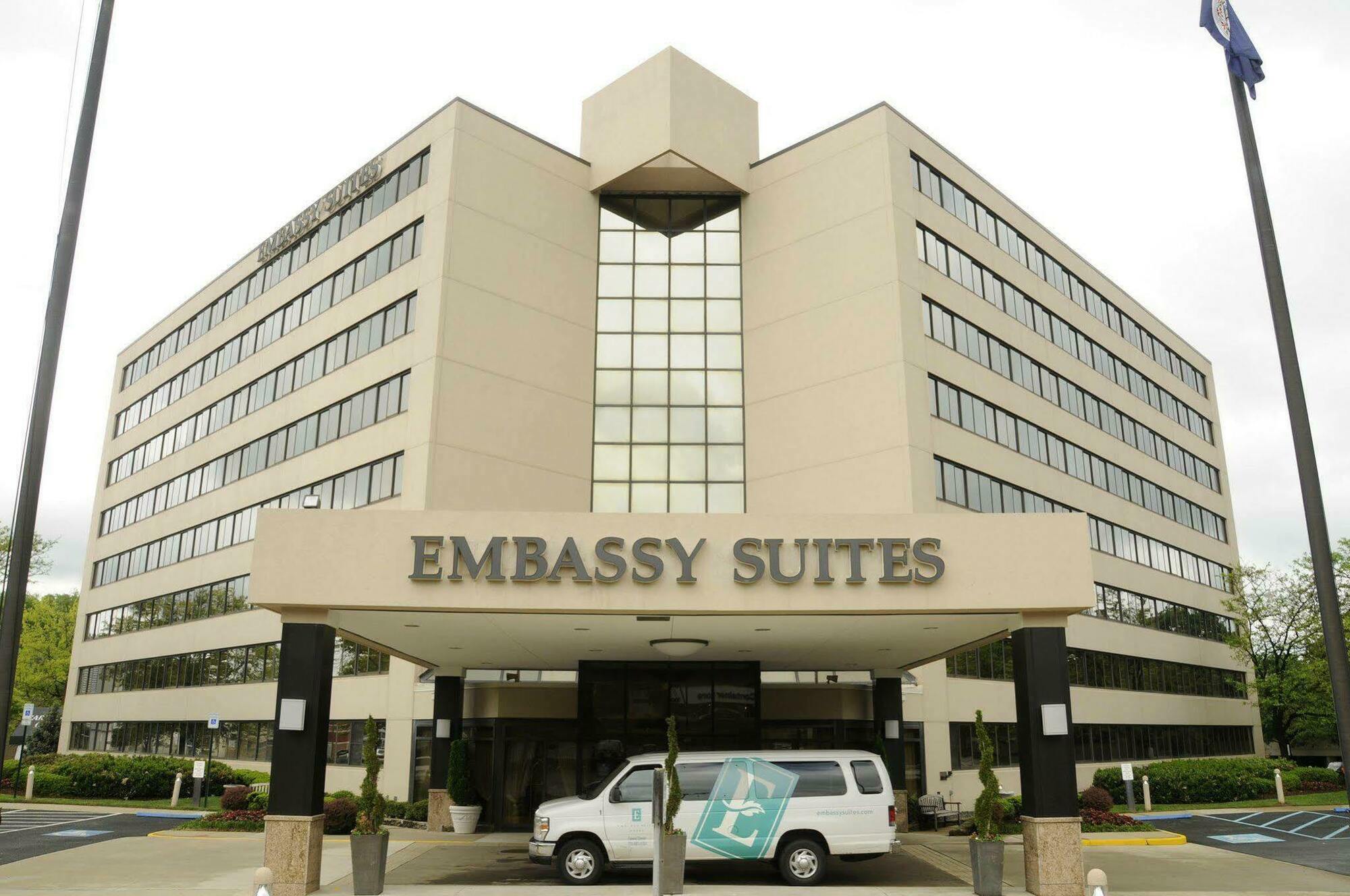 Hotel Embassy 4*